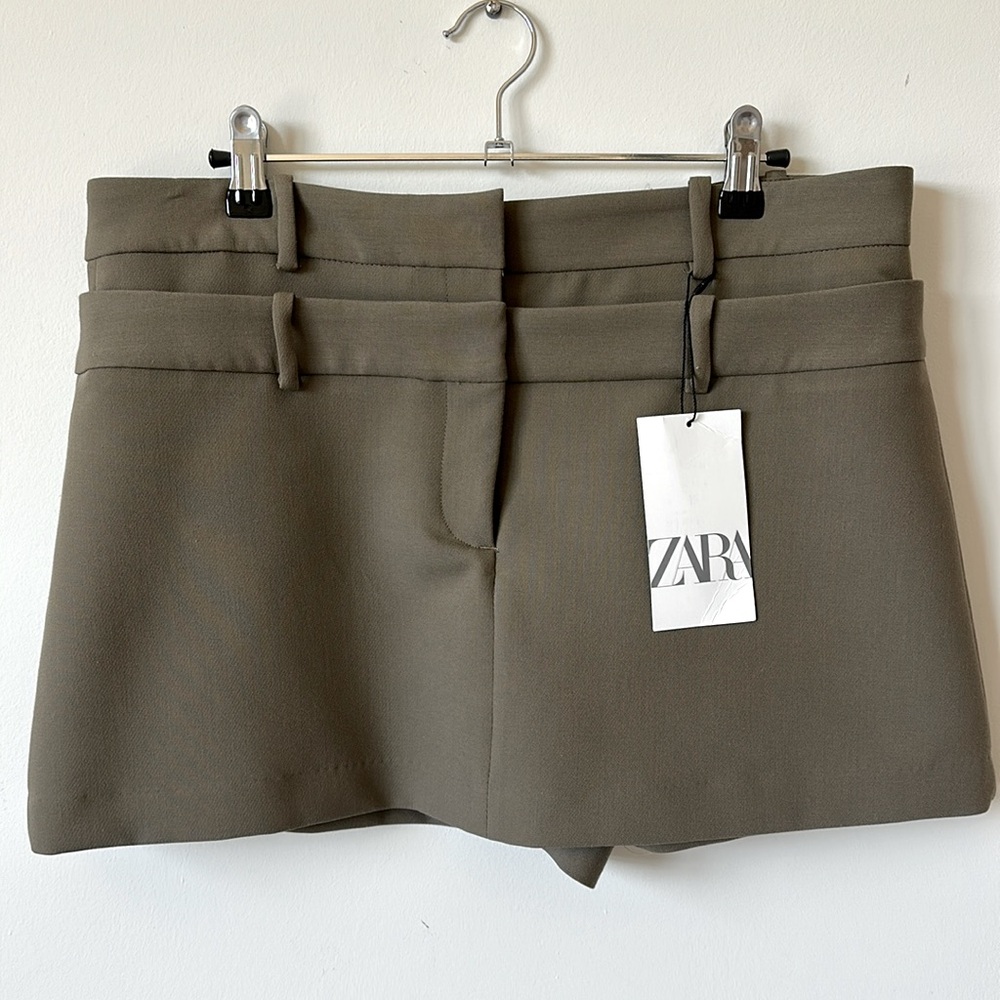 Brand New w Tags! ZARA Dark Khaki Double Belt Skirt-Shorts Size M